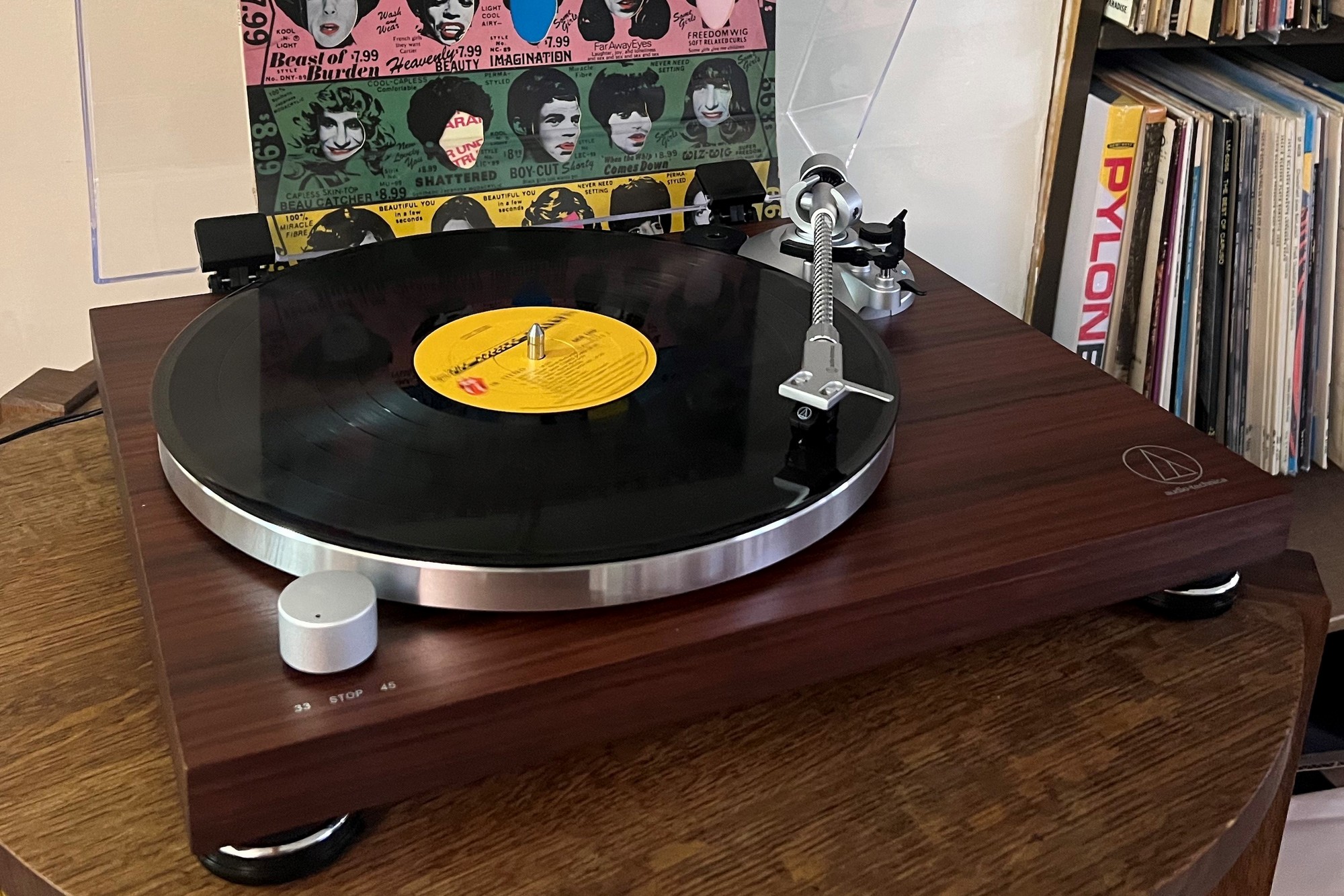 Audio-Technica AT-LPW50BT-RW -- Best turntable with Bluetooth, runner-up 