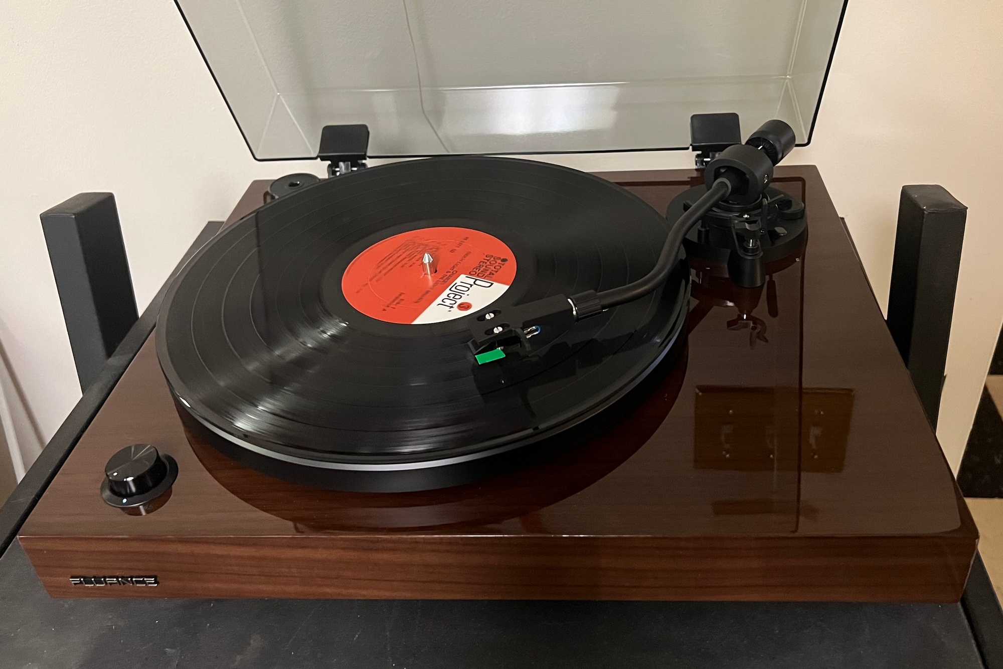 Fluance RT81 -- Best budget-priced turntable